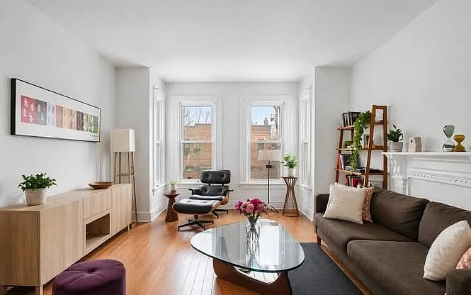 3 bed, 1525 sqft, $2,700 — Photo 2