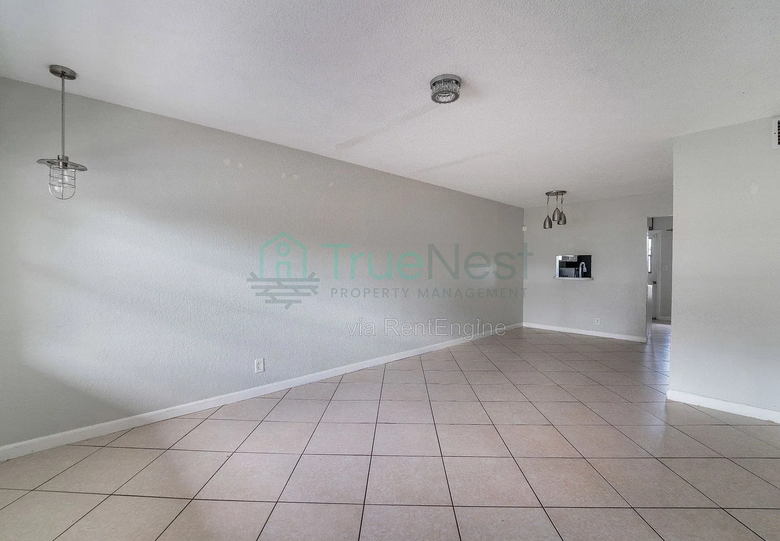 2 bed, 1.5 bath, $2,100 — Photo 4
