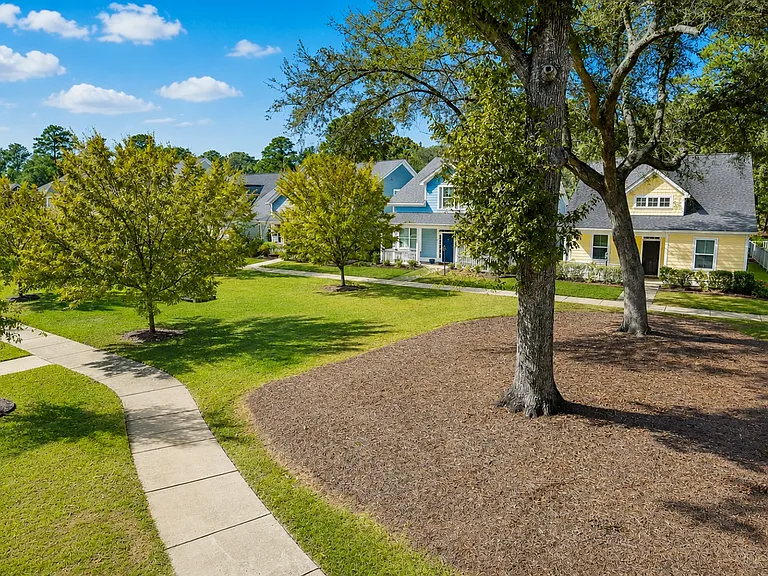 2913 Swamp Sparrow Cir — Photo 41