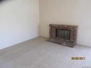 4th image of 25586 Loren Way