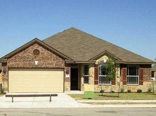 121 Colthorpe Ln, Hutto, TX 78634