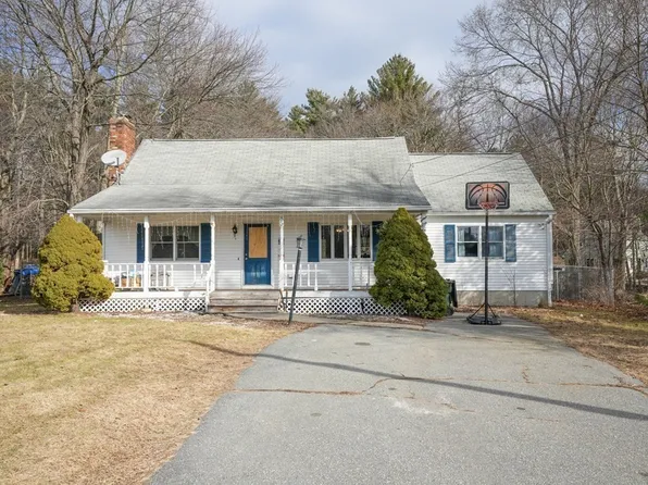 85 Chauncey Walker St, Belchertown, MA 01007