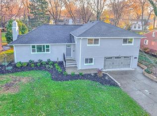 29709 W Oakland Rd, Bay Village, OH