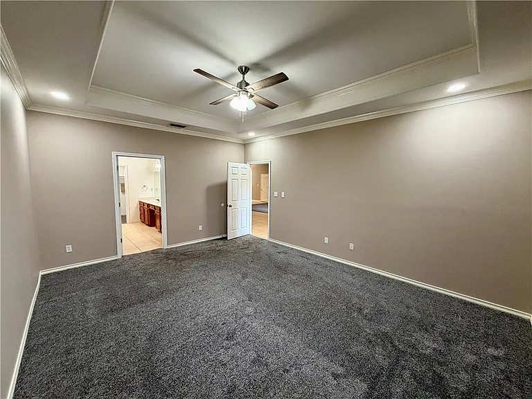 6230 Queen Jane St — Photo 21