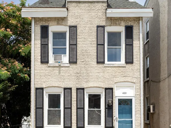 433 Grove St, Bridgeport, PA 19405