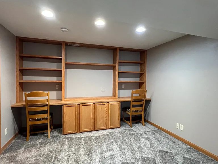 480 SE Waco Pl — Photo 22