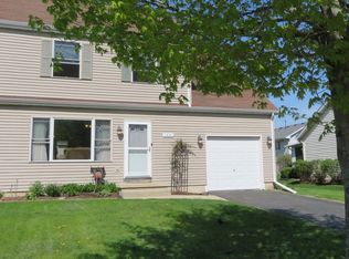 1021 Emmsen Dr, Sycamore, IL 60178