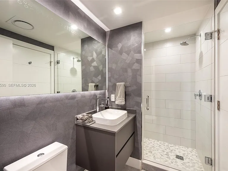 3801 Collins Ave #1502 — Photo 23