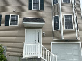 7 Snowberry Cir, Worcester, MA 01607