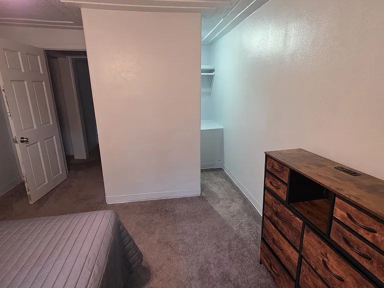 505 S 10th St #1/2 — Photo 24