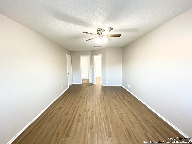 4203 Misty Springs Dr — Photo 15