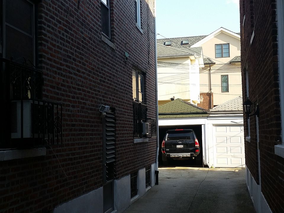 2nd image of 342 Avenue T