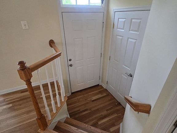 3rd image of 10331 Butternut Cir