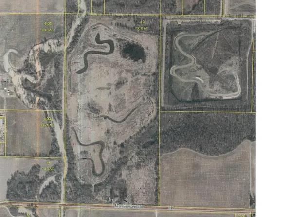 2384 Highway Ee, Neelyville, MO 63954