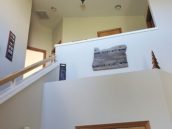 Vaulted entryway