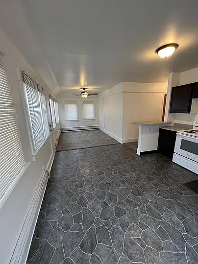 421 Abbot Rd — Photo 11