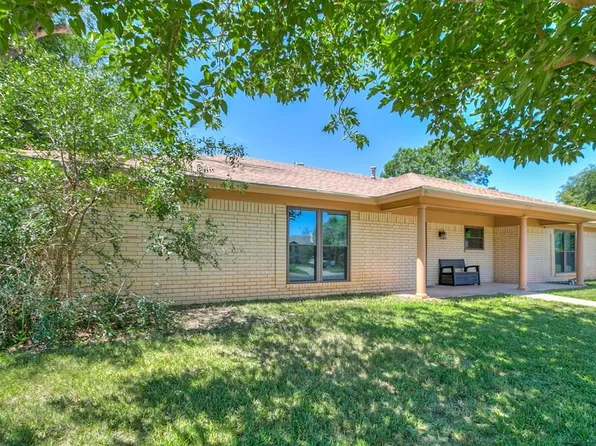 3301 Briargrove Ln, San Angelo, TX 76904