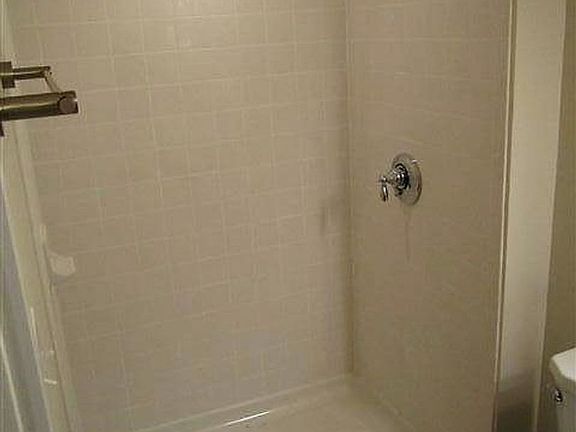 4th image of 42 E Springfield St APT 1
