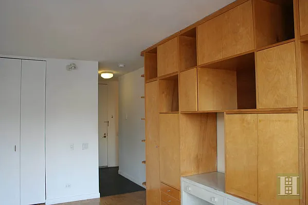 Rented by Halstead Real Estate | media 52