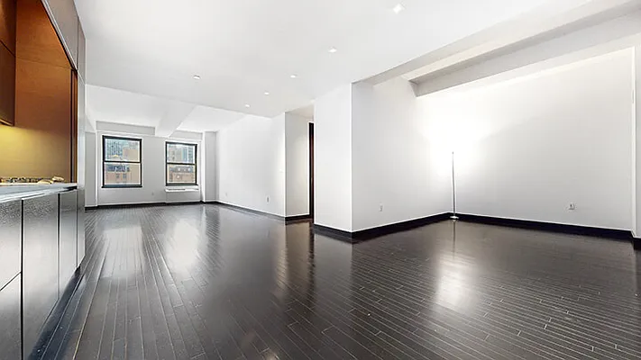 Rented by Bizzarro Agency | media 20