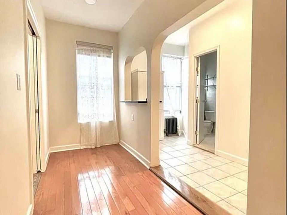 1st image of 107 N 8th St #3