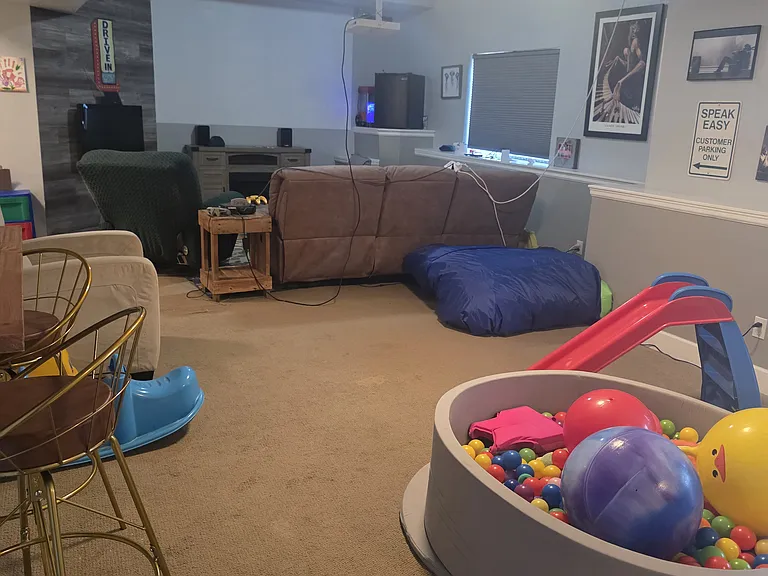 7504 Stormy Way — Photo 9