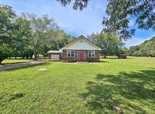 56167 County Road 660, Colcord, OK 74338