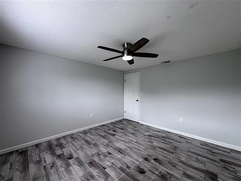 3445 Sarto Ln — Photo 16