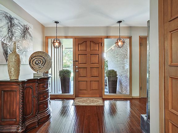 5th image of 6861 Hardwood Dr