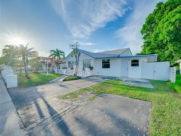 725 NW 15th Ct, Pompano Beach, FL 33060