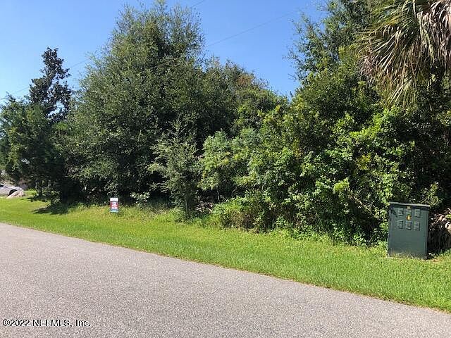 1st image of 32 FOUNTAIN GATE Lane