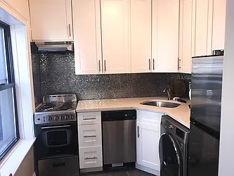 Rented by Gazal International Brokerage Group