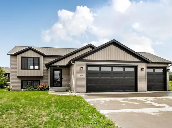 1012 26th Street Loop, Sartell, MN 56377