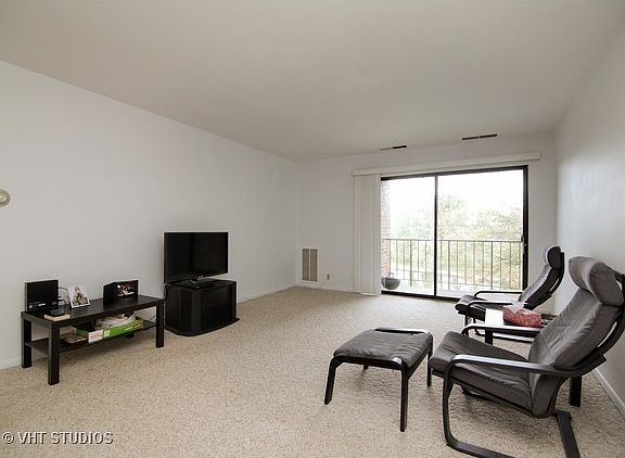 3rd image of 2100 Valencia Dr APT 310