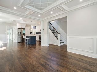 38 Elm St, Rutherford, NJ 07070