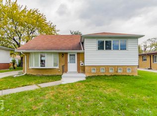 339 Carey Ct, Chicago Heights, IL 60411
