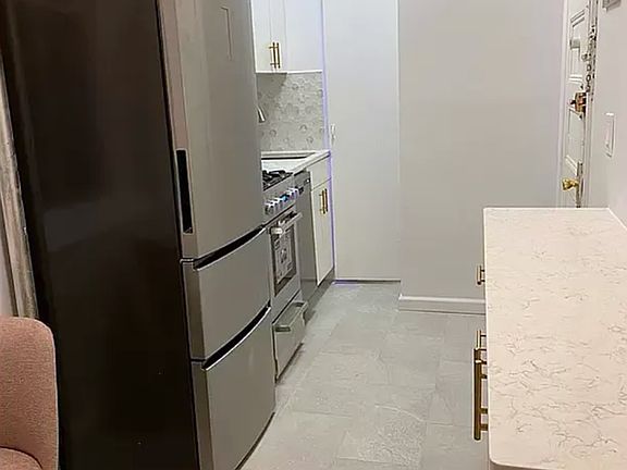 4th image of 194 Bleecker St APT 1A