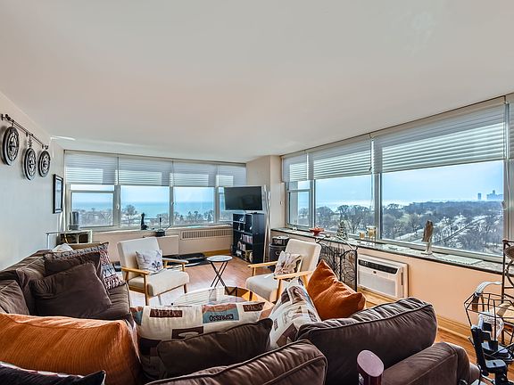 2nd image of 4250 N Marine Dr APT 1302