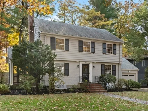 27 Ogden Rd, Brookline, MA 02467