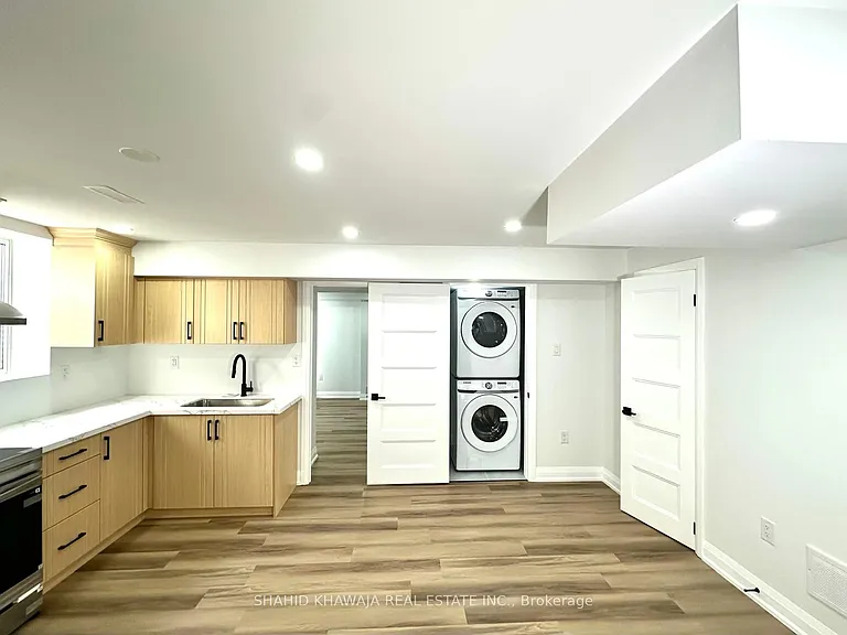 470 Violet Gate #LOWER — Photo 14