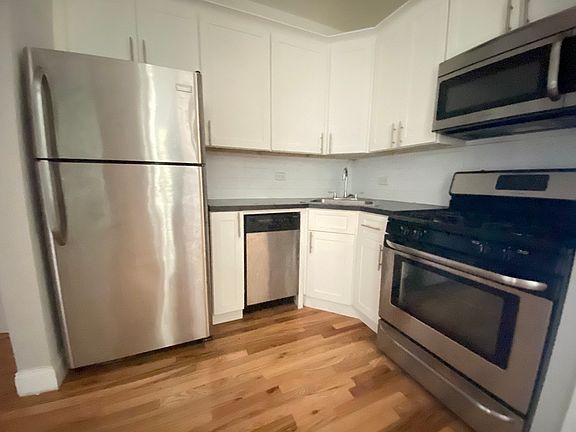 3rd image of 770 St Nicholas Ave APT 3C