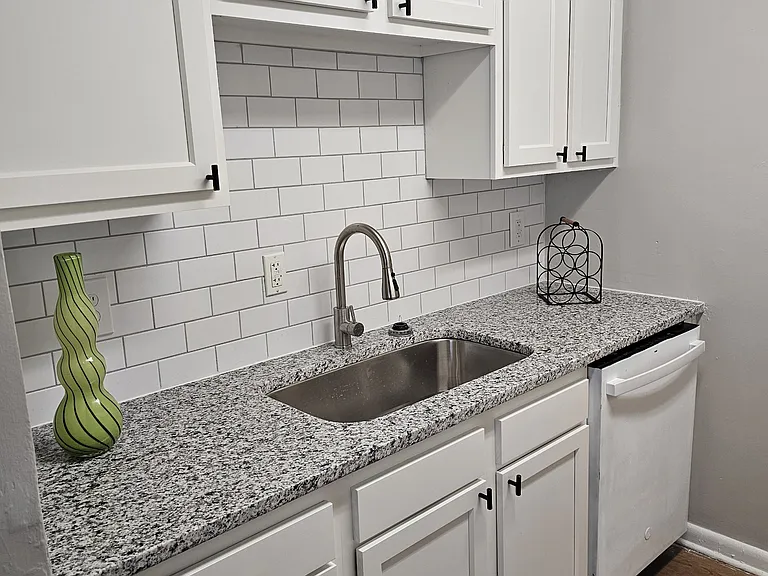12847 Jefferson Ave #2 — Photo 1
