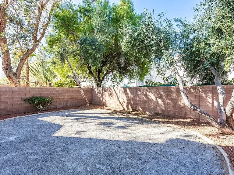 7019 Azure Beach St — Photo 22