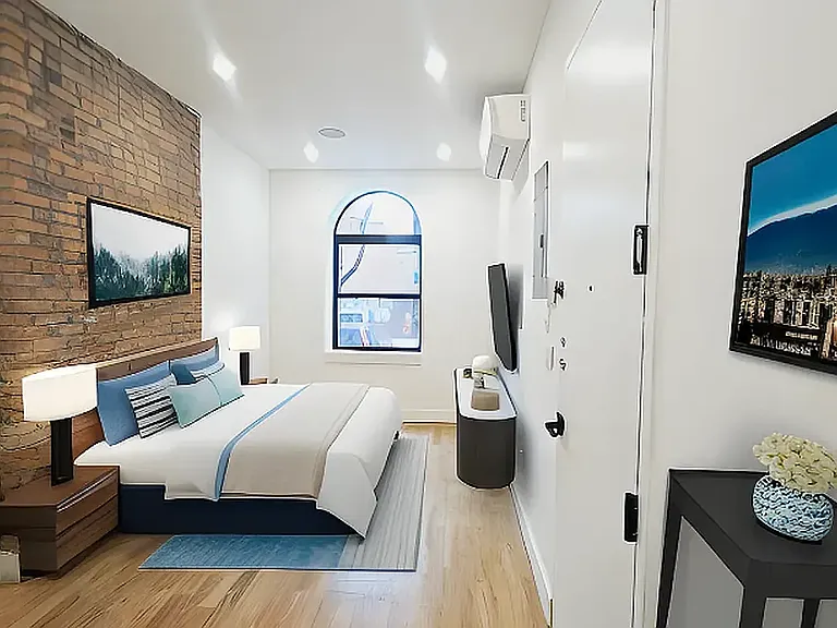 631 E 6th St #2B — Photo 4