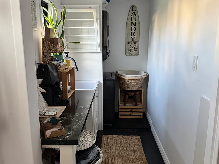 6736 N Elman St — Photo 10