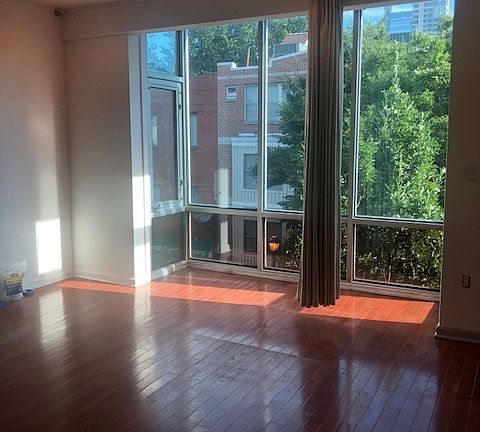 3rd image of 1638 South St APT 5