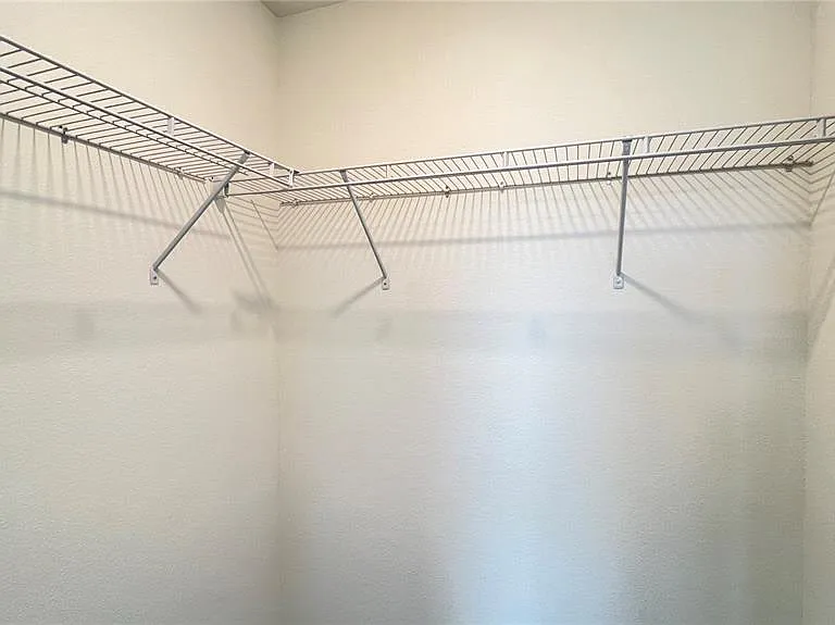 1340 Mirabella Cir — Photo 31