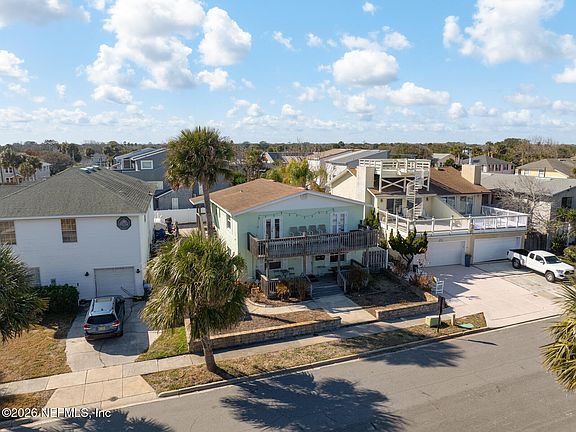 3rd image of 1914 1ST Street