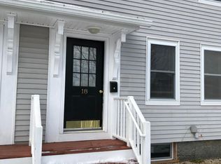 16 Spring St, Newmarket, NH 03857