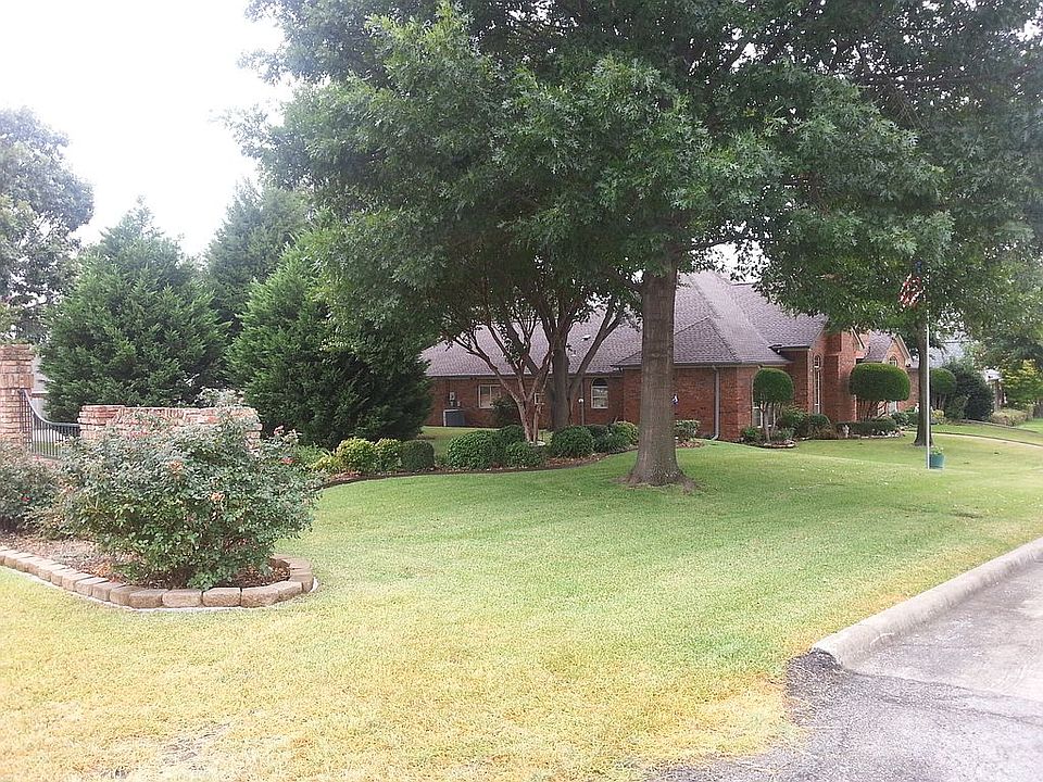 1st image of 604 Parkhaven Dr